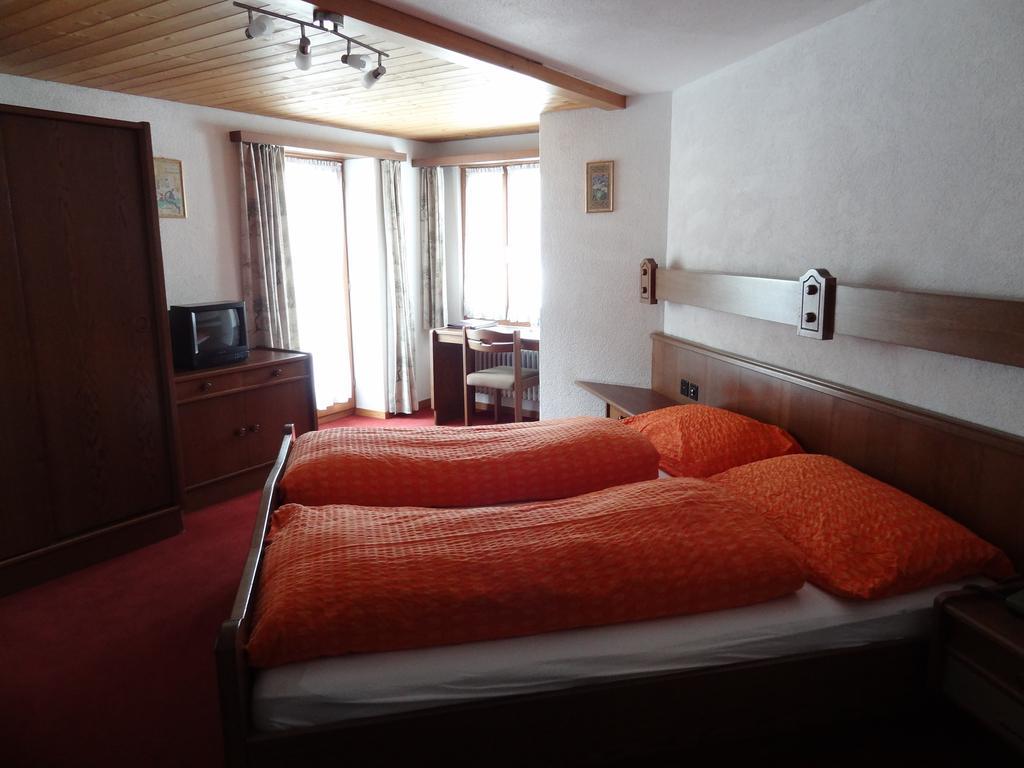 Apartament Monte Rosa Saas-Grund Pokój zdjęcie